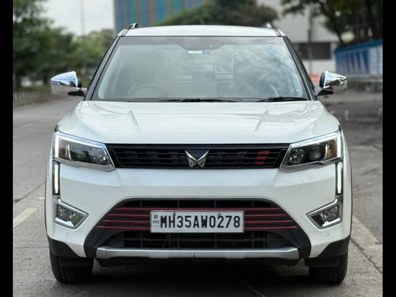 Mahindra XUV 300 W8 (O) 1.2 Petrol