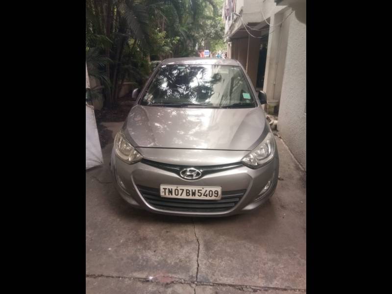 Hyundai i20 Sportz AT Petrol