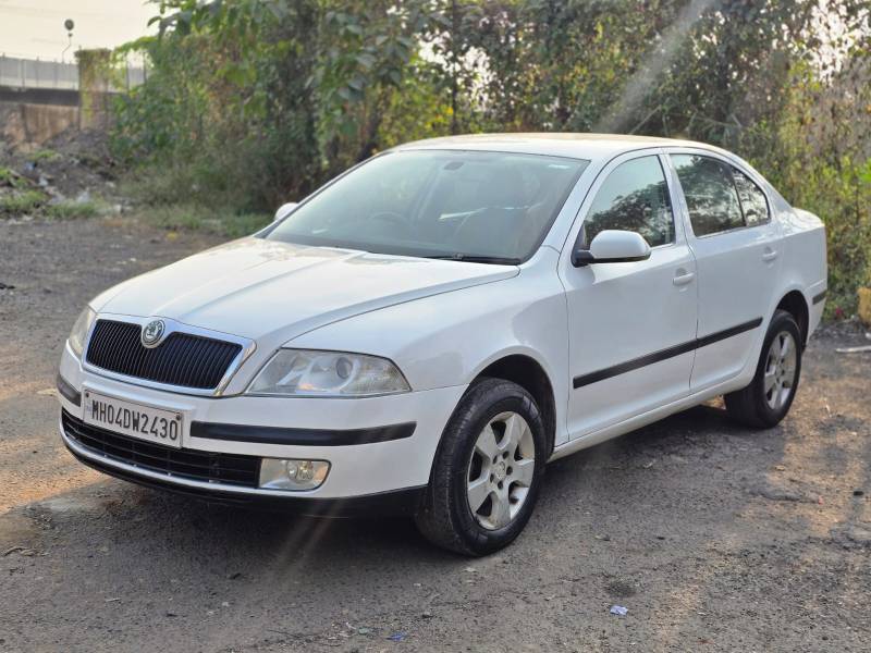 Skoda Laura Ambiente 1.9 TDI MT