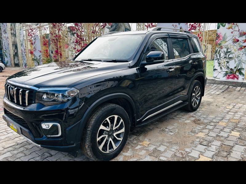 Mahindra Scorpio-N Z8 L Diesel AT 4WD 7 STR