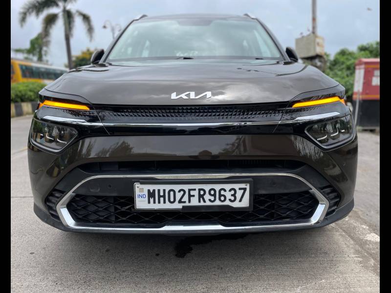 Kia Carens Luxury Plus 1.4 Petrol DCT 6 STR