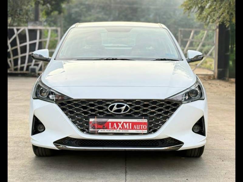 Hyundai Verna SX 1.5 CRDi AT