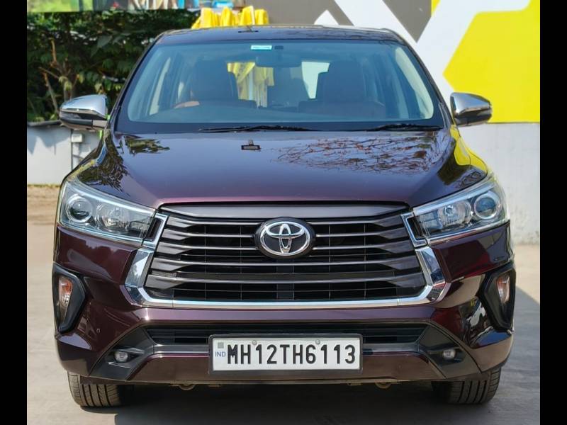 Toyota Innova Crysta 2.4 Z 7 STR