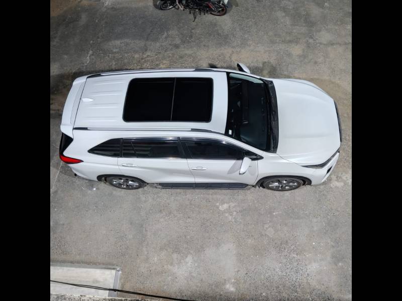 Toyota Innova Hycross ZX (O) Hybrid 7 STR