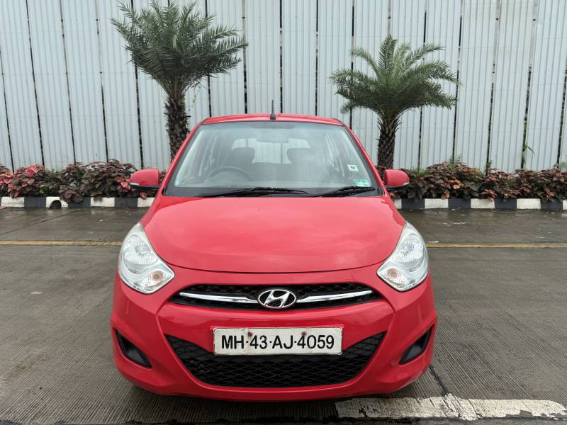 Hyundai i10 Sportz 1.2 AT