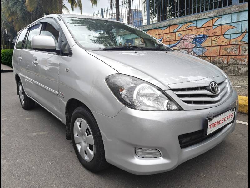 Toyota Innova 2.5 G1