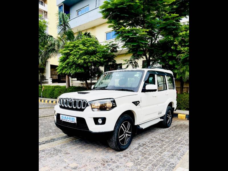 Mahindra Scorpio Classic S5