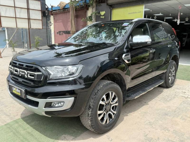 Ford Endeavour Titanium 2.2 4x2 AT