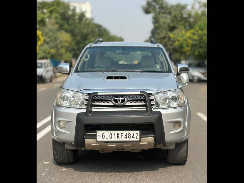 Toyota Fortuner 3.0 (Limited Edition)