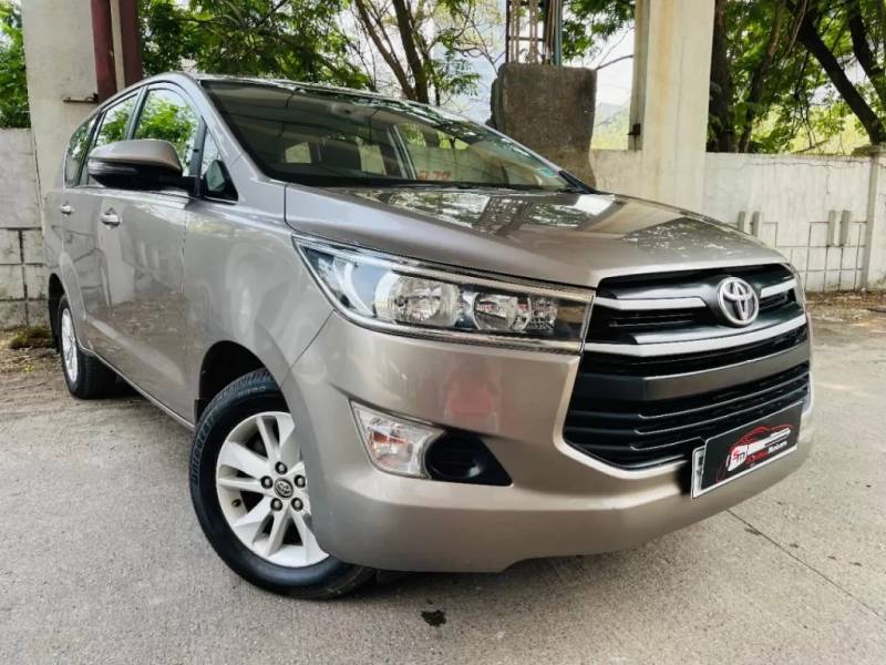 Toyota Innova Crysta 2.8 GX AT 7 STR
