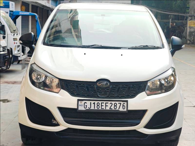 Mahindra Marazzo M2 7 STR