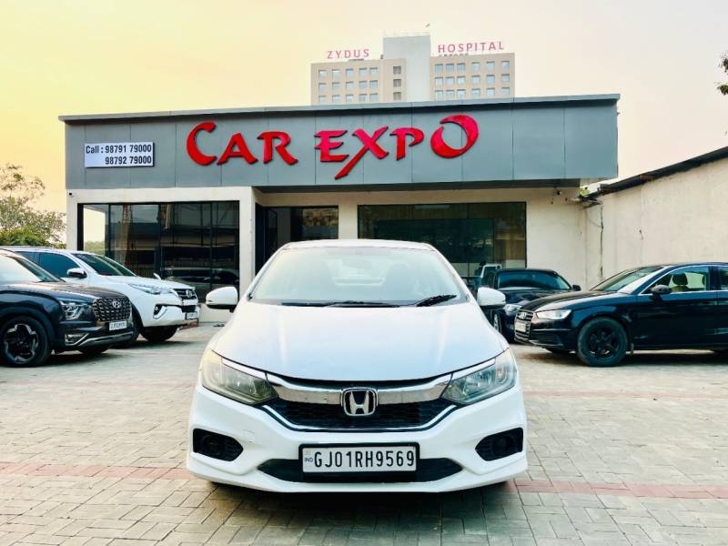 Honda City V 1.5L i-DTEC