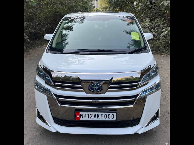 Toyota Vellfire VIP - Executive Lounge