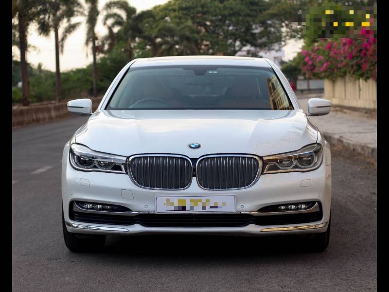 BMW 7 Series 730Ld Signature