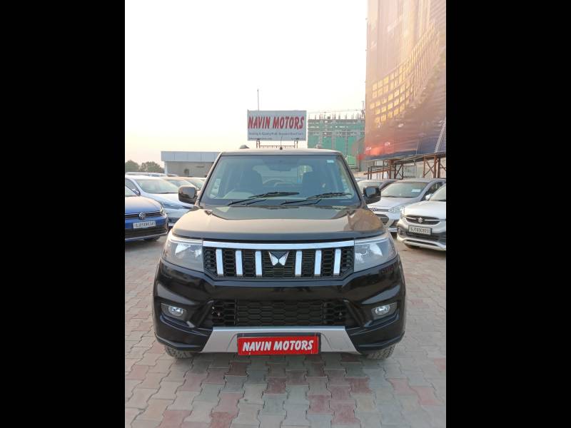 Mahindra Bolero Neo N10