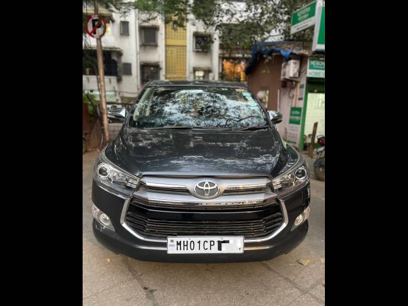 Toyota Innova Crysta 2.4 Z 7 STR