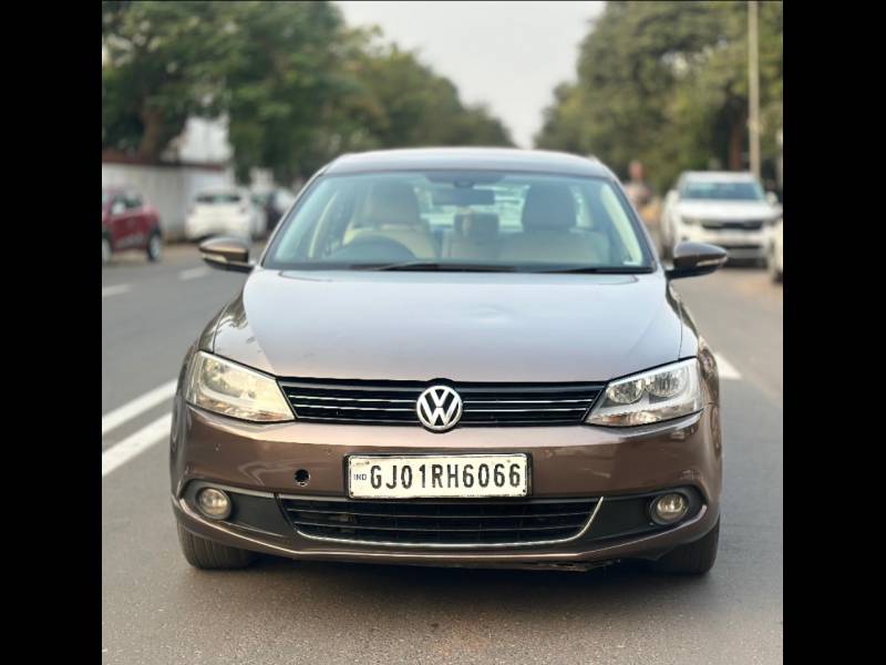 Volkswagen Jetta 2.0L CR TDI (MT) Comfortline