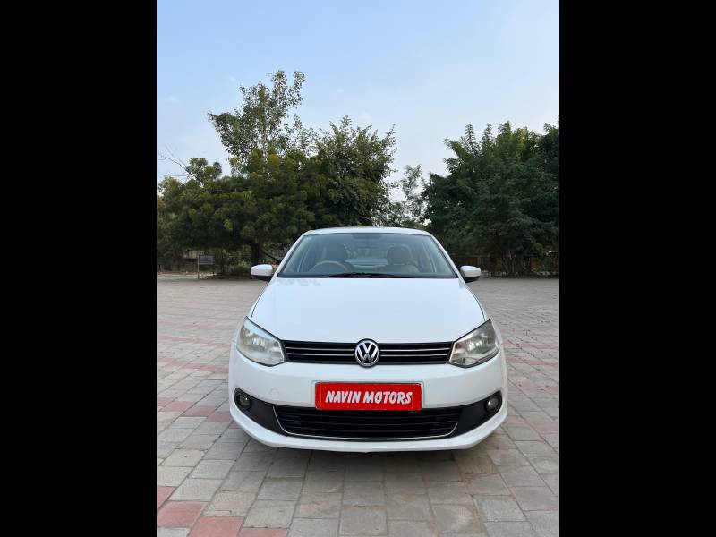 Volkswagen Vento Highline Petrol AT