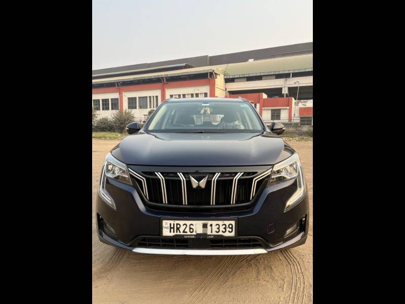 Mahindra XUV700 AX 5 Diesel AT 7 STR