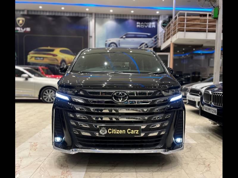 Toyota Vellfire VIP - Executive Lounge