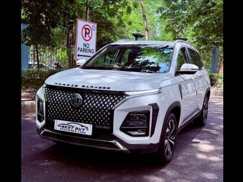 Morris Garage Hector Plus Sharp Pro 1.5 Turbo Petrol CVT 7 STR