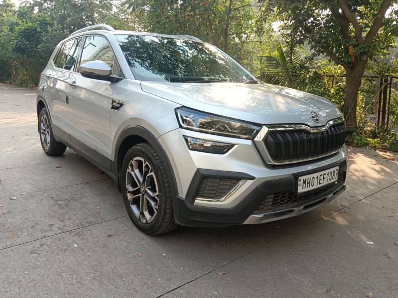 Skoda Kushaq Style 1.0L TSI AT (6 Airbags)