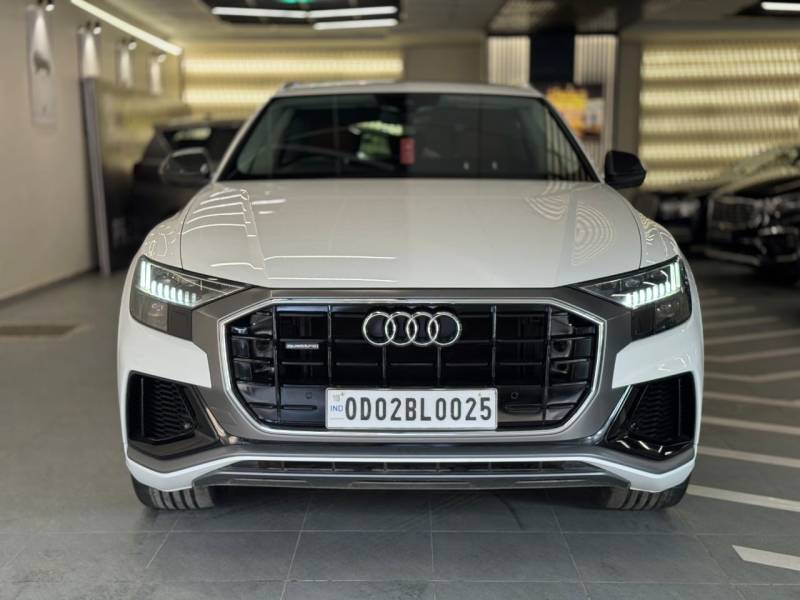 Audi Q8 55 TFSI quattro