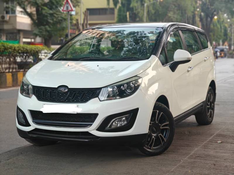 Mahindra Marazzo M8 7 STR