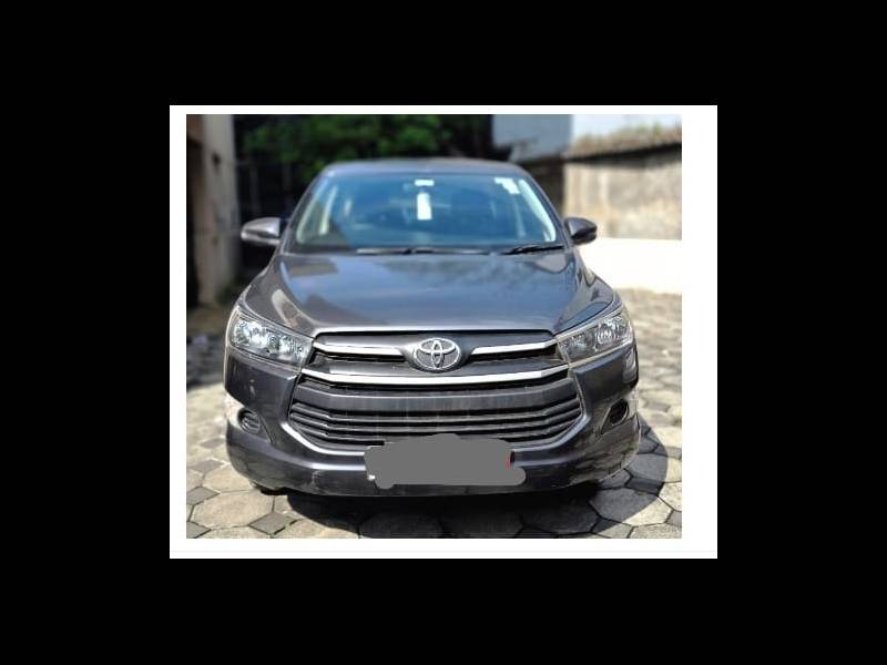 Toyota Innova Crysta 2.4 GX 7 STR