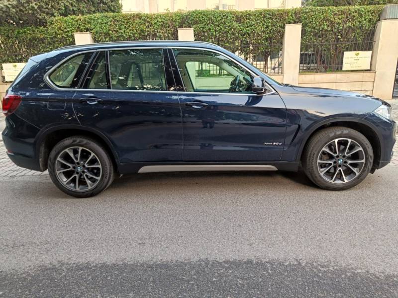 BMW X5 xDrive30d Pure Experience (5 Seater)