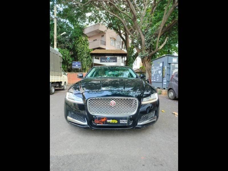 Jaguar XF Prestige Petrol