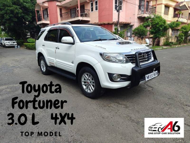 Toyota Fortuner 3.0 4X4 MT
