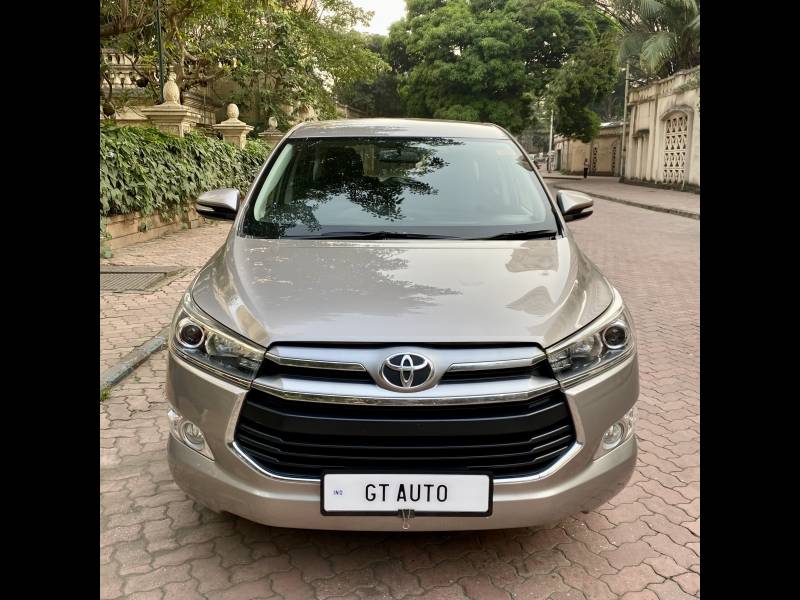 Toyota Innova Crysta 2.4 VX 7 STR