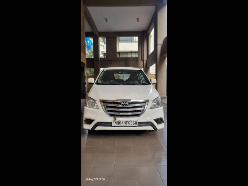 Toyota Innova 2.5 G BS IV 8 STR