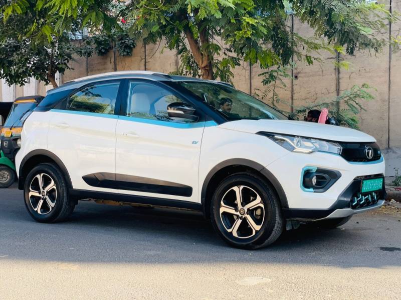 Tata Nexon EV XZ Plus LUX