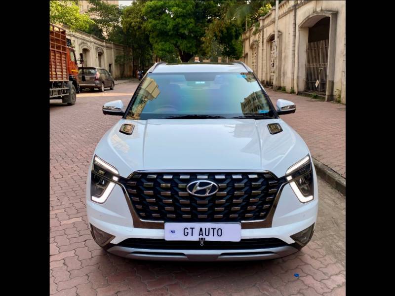 Hyundai Alcazar Signature (O) 7 Seater 2.0 Petrol AT