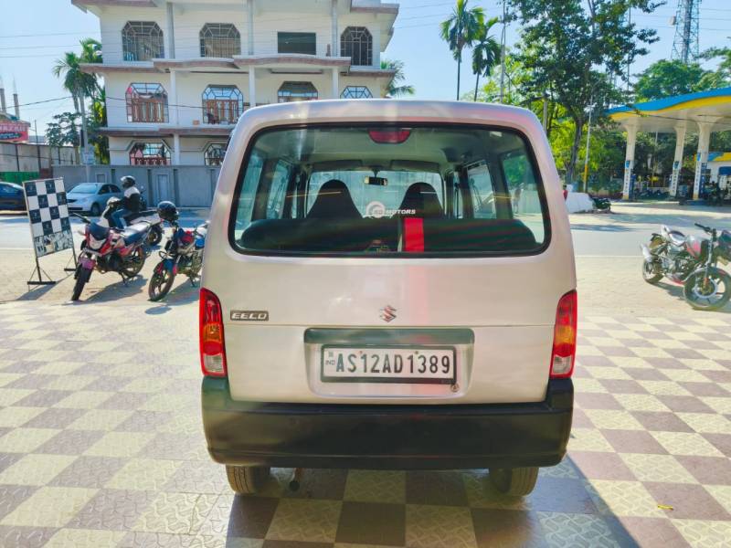 Maruti Suzuki Eeco 5 STR