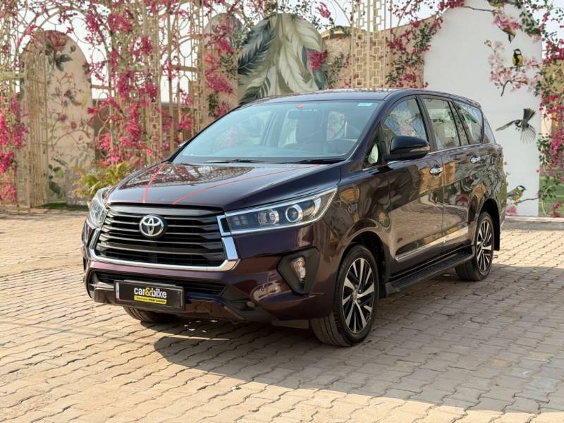 Toyota Innova Crysta 2.7 ZX AT 7 STR