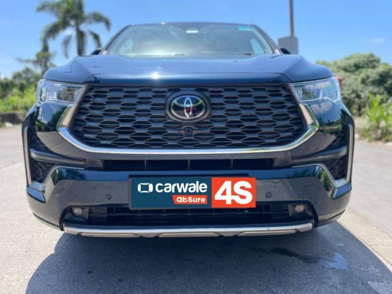 Toyota Innova Hycross ZX (O) Hybrid 7 STR