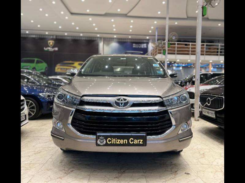 Toyota Innova Crysta 2.8 ZX AT 7 STR
