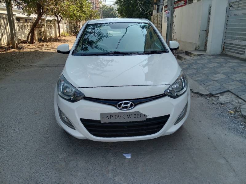 Hyundai i20 Sportz 1.4 CRDI
