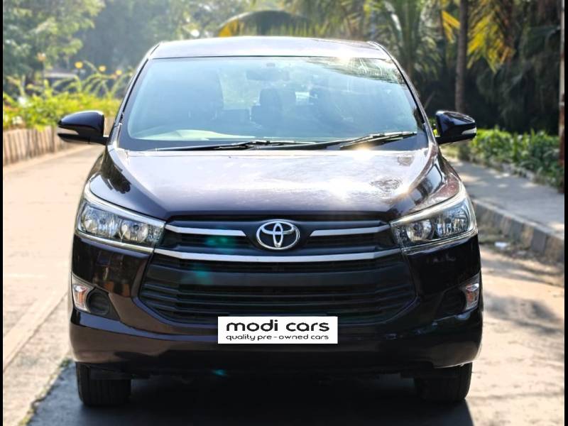 Toyota Innova Crysta 2.8 GX AT 7 STR