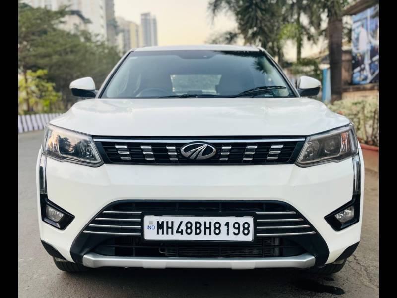 Mahindra XUV 300 W8 1.5 Diesel