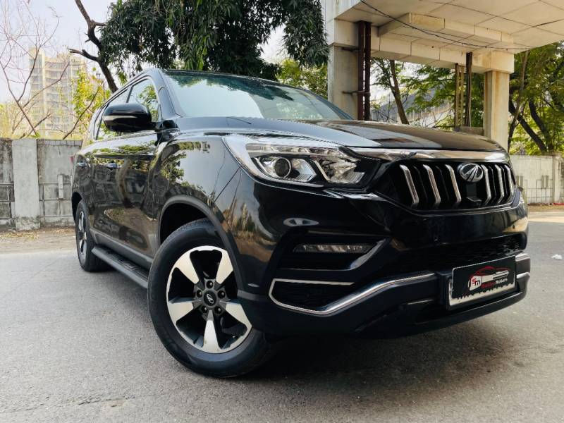 Mahindra Alturas G4 4WD AT