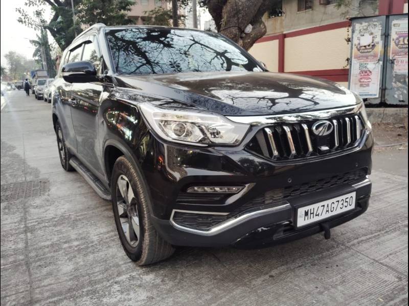 Mahindra Alturas G4 4WD AT