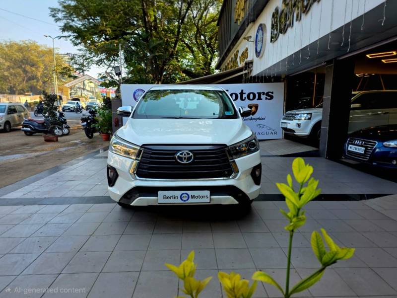 Toyota Innova Crysta 2.4 Z 7 STR