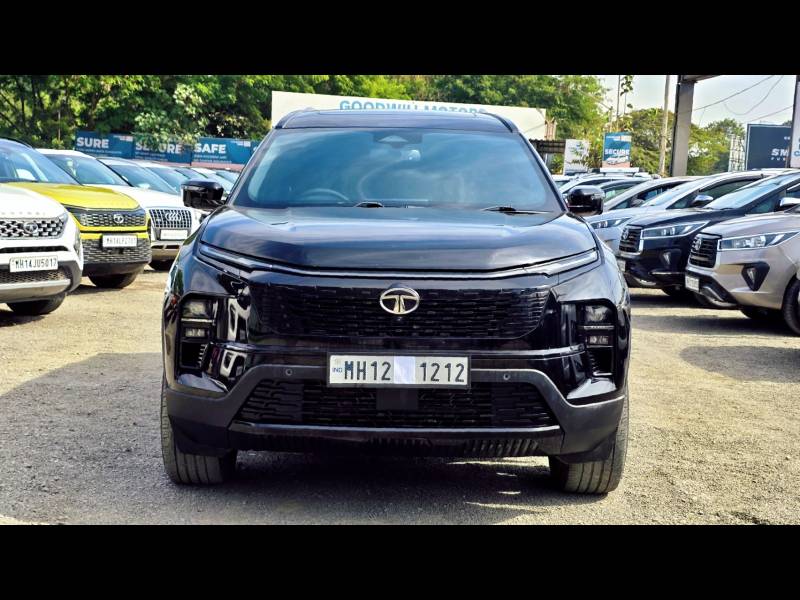 Tata Safari Accomplished Plus 6 STR Dark Edition AT