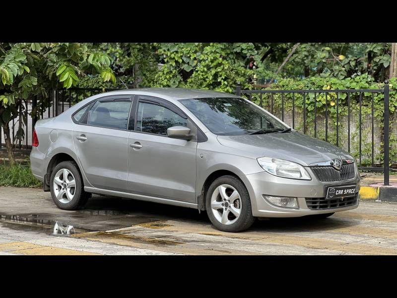Skoda Rapid Ambition 1.6 MPI AT Plus