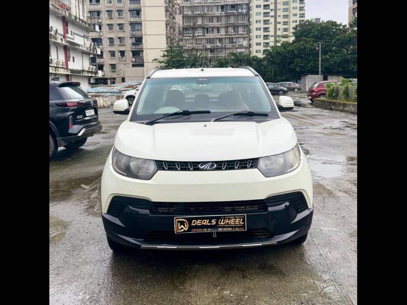 Mahindra KUV100 K6 G 6 STR