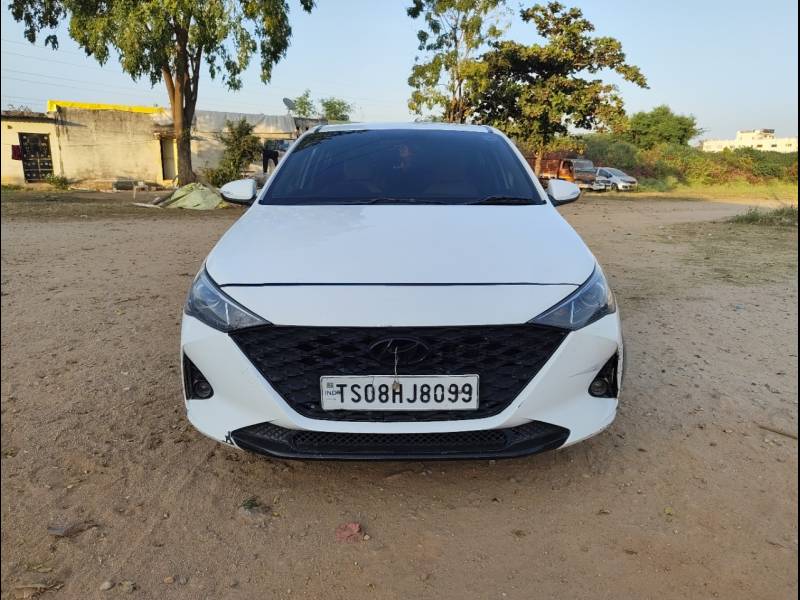 Hyundai Verna SX 1.5 CRDi